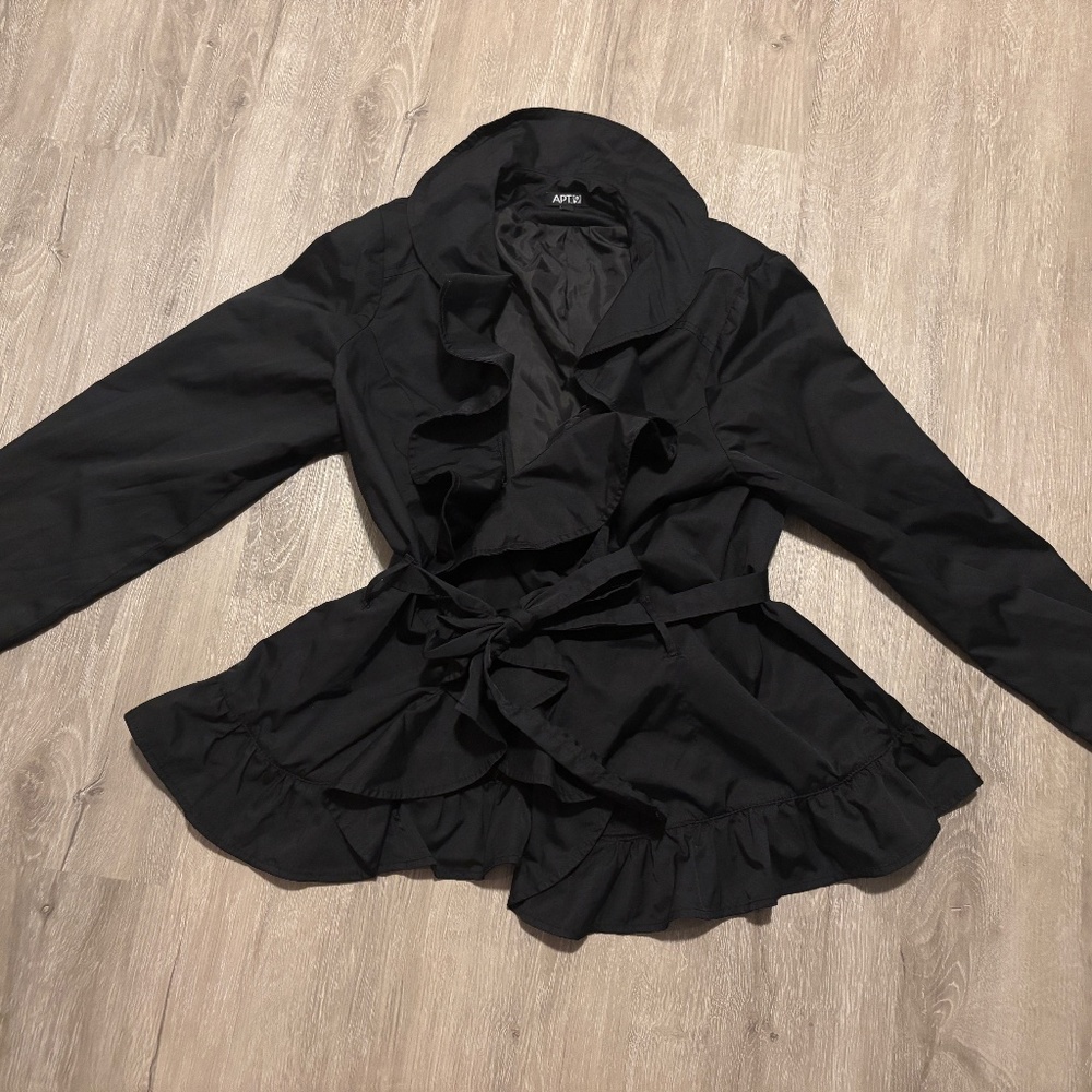 Adorable ap. 9 black nylon ruffled jacket